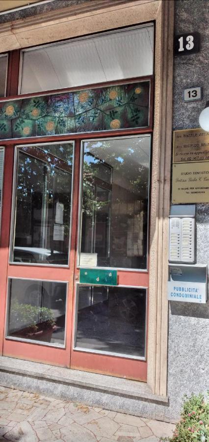 L'Appartamento Della Stazione Di Saronno Exterior foto
